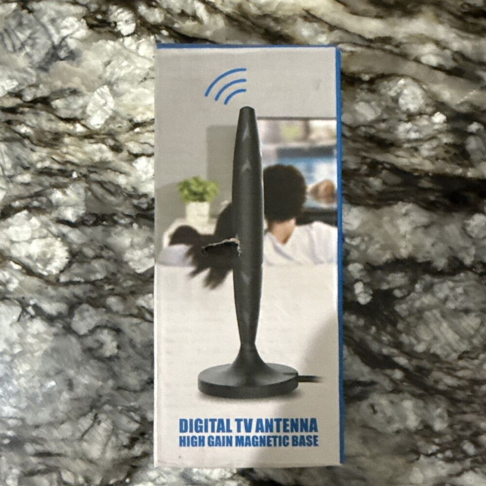 Digital TV HDTV Antenna High Gain Magnetic Base Open Box